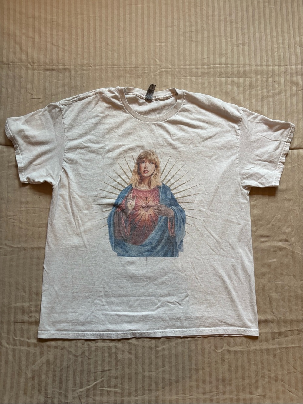 Taylor Swift Jesus T Shirt Gildan Size XL Unisex Sacred Heart